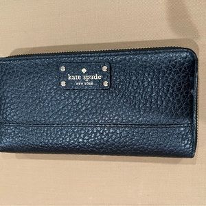 ♠️ Kate Spade wallet! ♠️